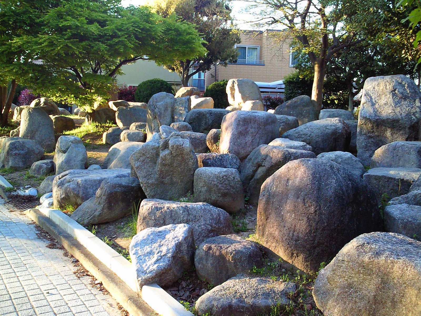 日本庭園 和風建築を中心にお気に入りの和の空間 庭園の石 種類 評価 感想